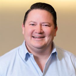 Summit Insights:将英伟达评级由买进下调至持有