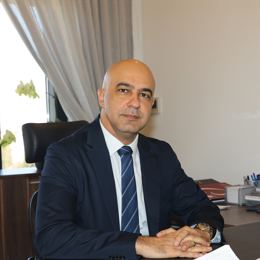 财报前瞻 | Adobe2025财年能否凭 AI 展翅？Q1首份答卷即将揭晓