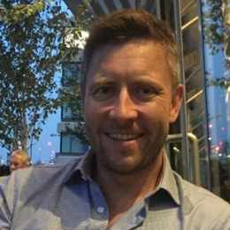 根据网络监测平台 DownDetector,近期美国亚马逊的服务出现了严重问题,用户报告显示,截止到美国东部时间下午 12:47,已经有超过9806起关于亚马逊服务中断的投诉。